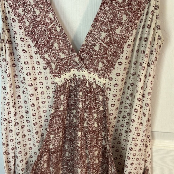 Forever 21 sleeveless V-neck top size M - Picture 7 of 10